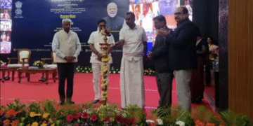 இளைஞர்களுக்கு பணி நியமன ஆணைகளை வழங்கிய முன்னாள் அமைச்சர் SP வேலுமணி