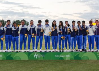 ஆசிய விளையாட்டு மகளிர் கிரிக்கெட்: இலங்கையை வீழ்த்தி தங்கம் வென்ற இந்தியா