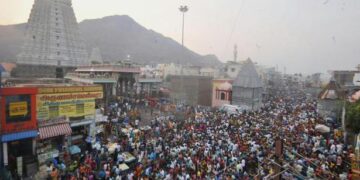 புரட்டாசி பவுர்ணமி:திருவண்ணாமலையில் பக்தர்கள் விடிய விடிய கிரிவலம்