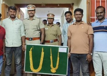 திண்டுக்கல்லில் காரில் வைத்த 50 சவரன் நகைகள் மாயம்: 2 நாளில் மீட்ட போலீசார்!