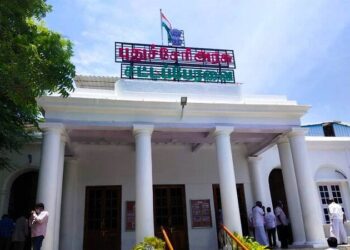 புதுச்சேரி தலைமைச் செயலகத்திற்கு வெடிகுண்டு மிரட்டல்: மர்ம நபர் கைது